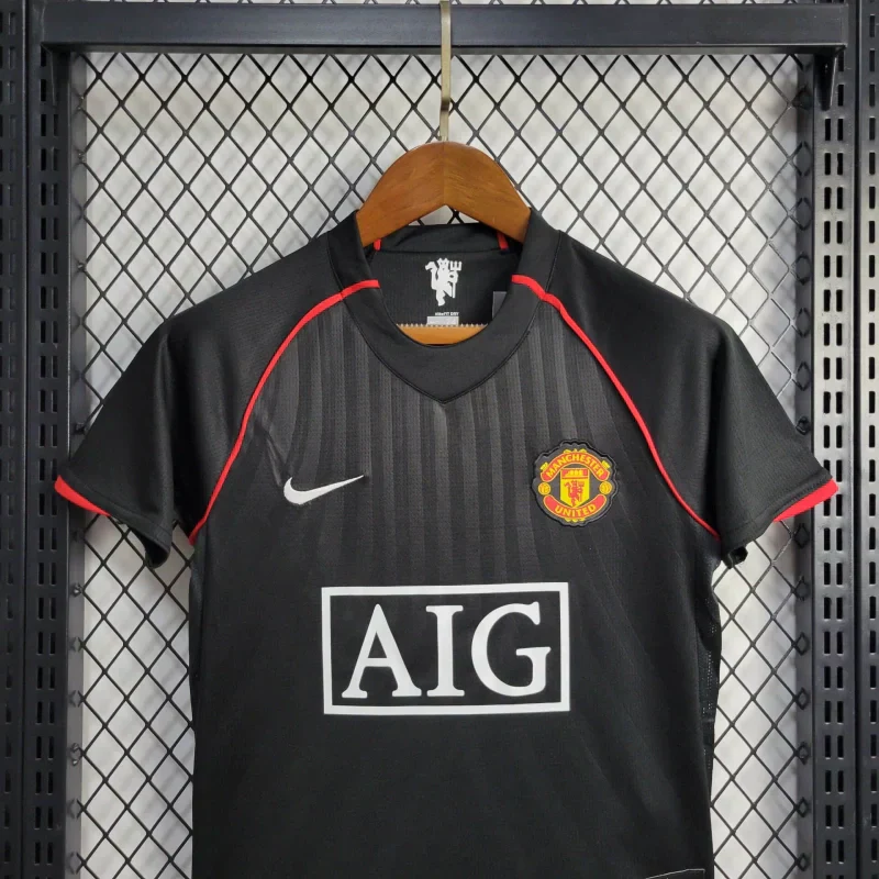 Manchester United 07/08 Black Jersey Kids