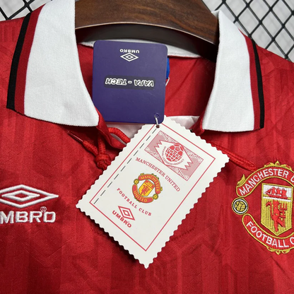 Manchester United 1993-1994 Home Kit