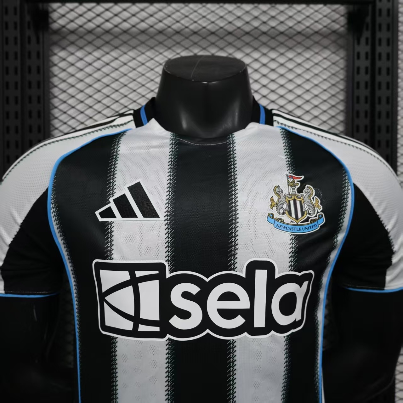 Newcastle United 25/26 Home Kit
